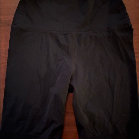 CRZ YOGA Women's 8 Inches High Waisted Biker Shorts - Picture 4 of 4